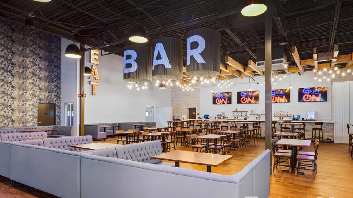 game on social hub restaurant
