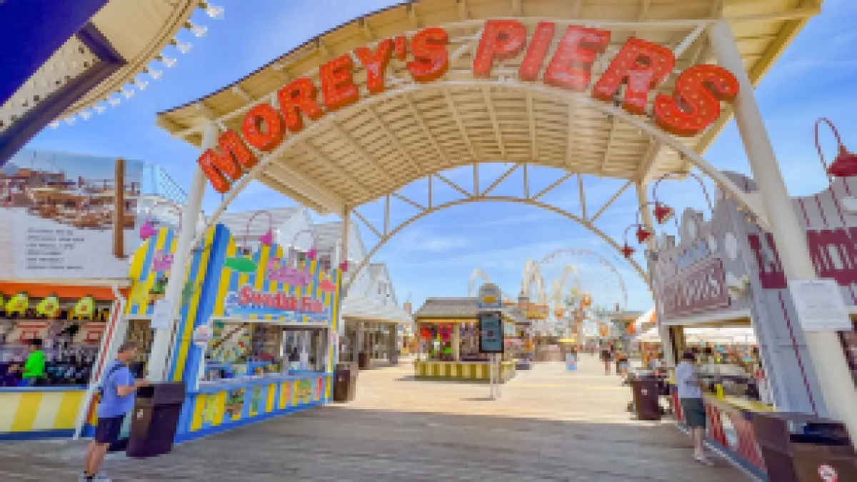 iaapa honors 20205 best custom regail souvenier moreys piers