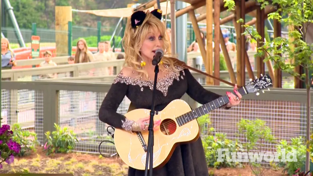 dolly parton at dollywood big bear mountain opening day