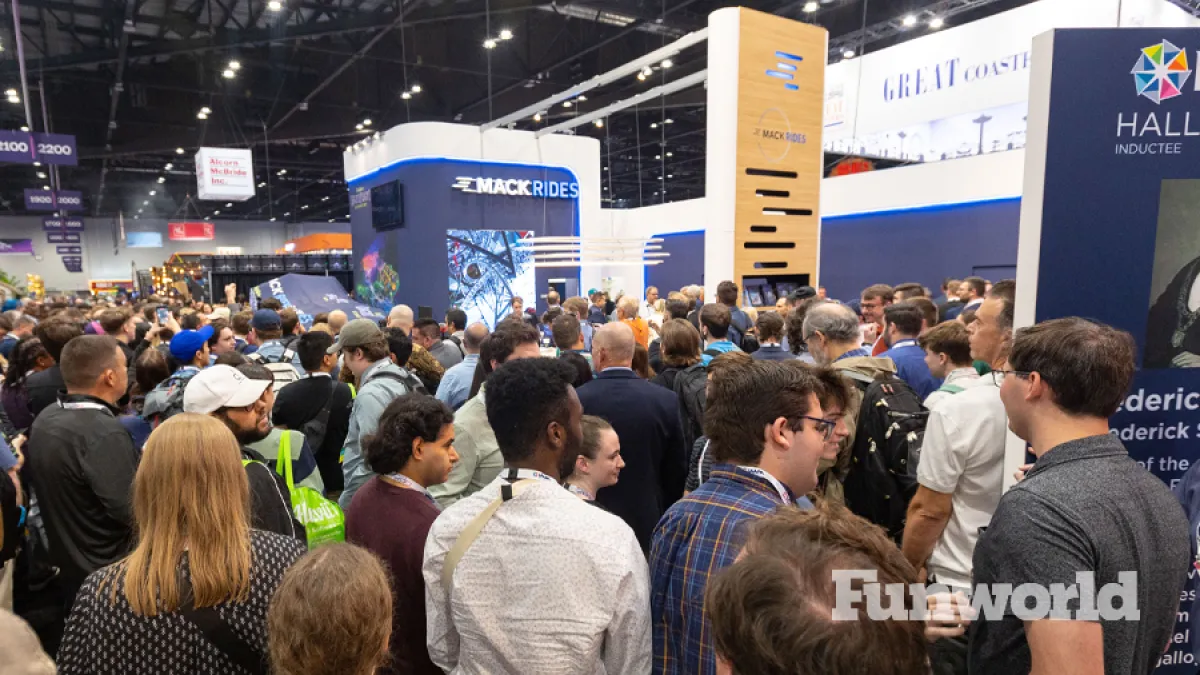 IAAPA Expo Crowd