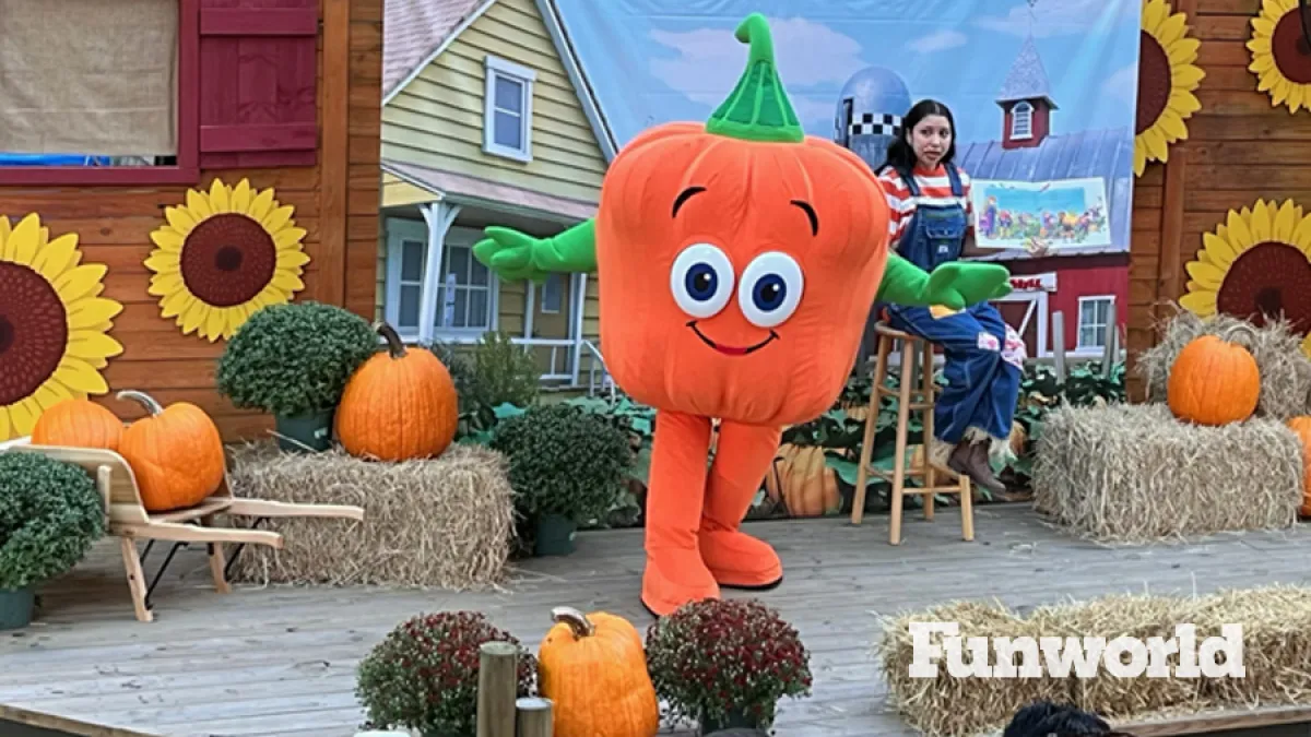 wild adventures fall stage show halloween