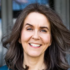 julianna gilling headshot