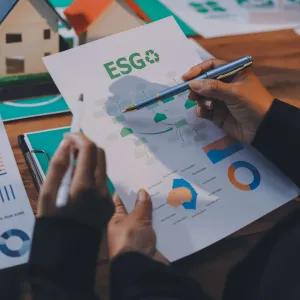 pen highlighting an ESG report
