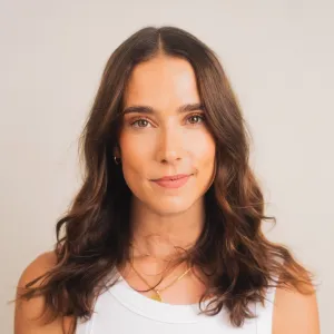 Laura White Headshot