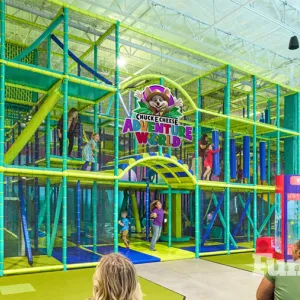 chuck e cheese adventure world