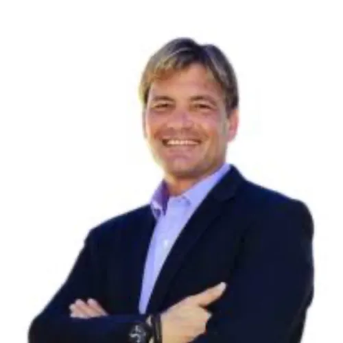 Cem Tuna