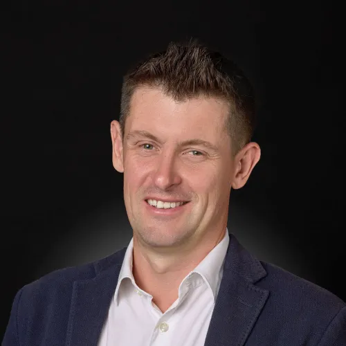 Jeremy Gray Headshot