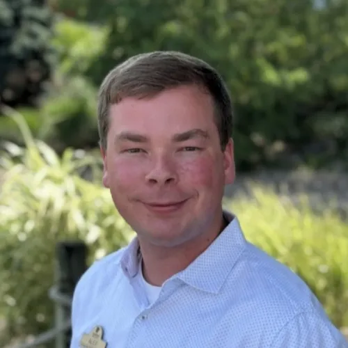 Alex Gillman Headshot