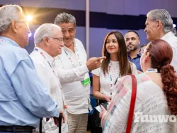 paulina reyes with summit attendees