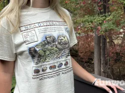 montery bay aquarium otter tee shirt