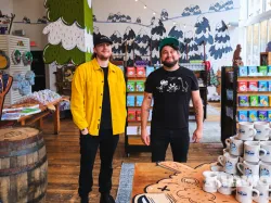 worlds of wonder gift shop and founders