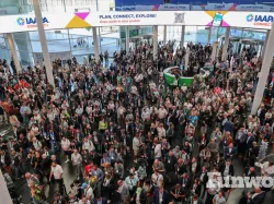 iaapa expo europe 2025 crowd in concourse