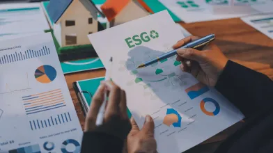pen highlighting an ESG report
