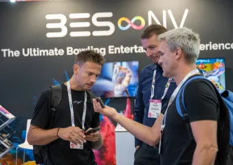 IAAPA Show Floor Attendees Networking