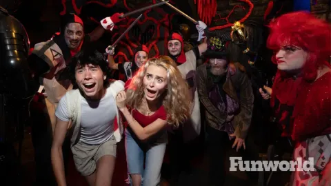 Guests in a Maze at Busch Gardens Tampa